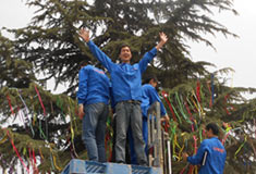 鄭州超前涂料歡迎您！專業(yè)真石漆生產(chǎn)廠家